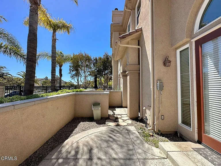 1202 Bayside Cir — Photo 11