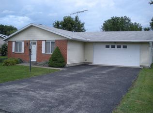 12 Western Ave, Jamestown, OH 45335