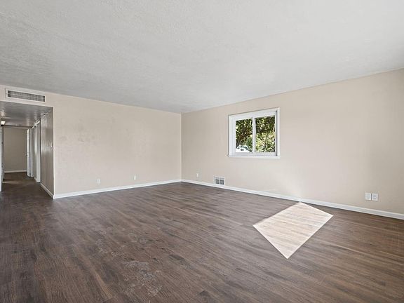 3rd image of 395 Champion St