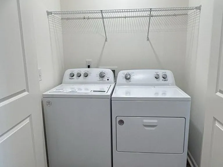 204 Trumpet Vine Dr — Photo 11