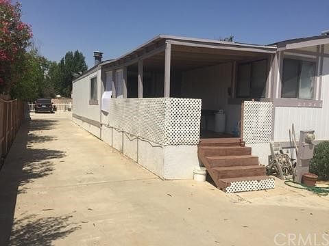 3rd image of 21248 Illinois St