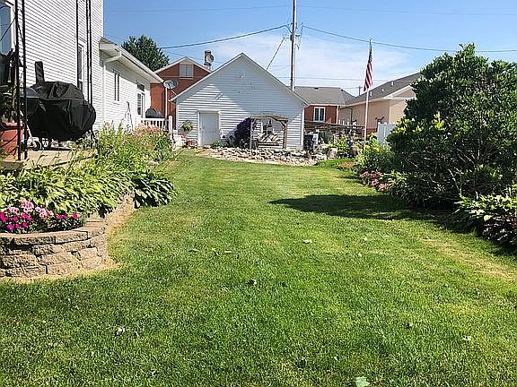 East side yard to garage