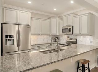 907 Mariners Cir, Saint Simons Island, GA 31522