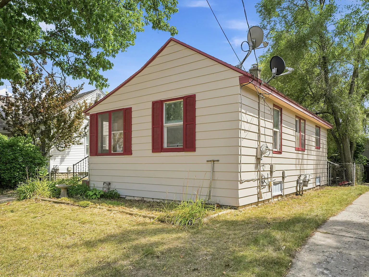 2 bed, 805 sqft, $1,400 — Photo 3