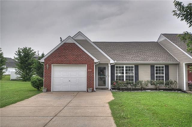 1st image of 606 Seaford Ct