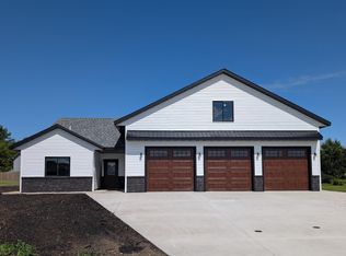 604 W 7th Ave, Osakis, MN 56360