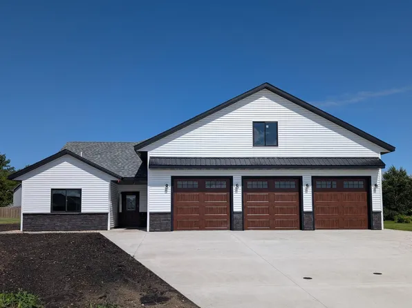 604 W 7th Ave, Osakis, MN 56360