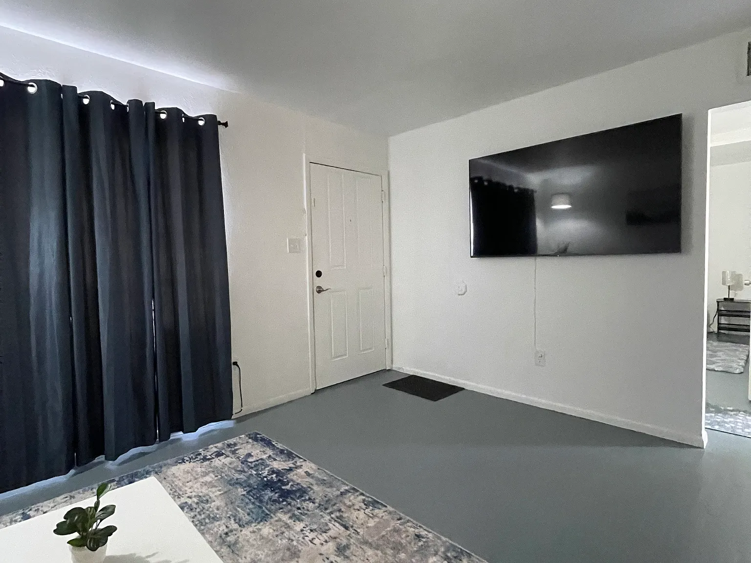 2 bed, 1200 sqft, $1,900 — Photo 3