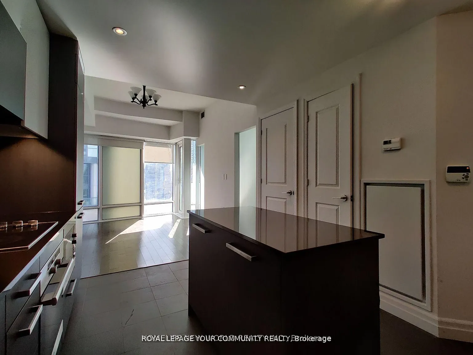1 bed, $2,400 — Photo 4