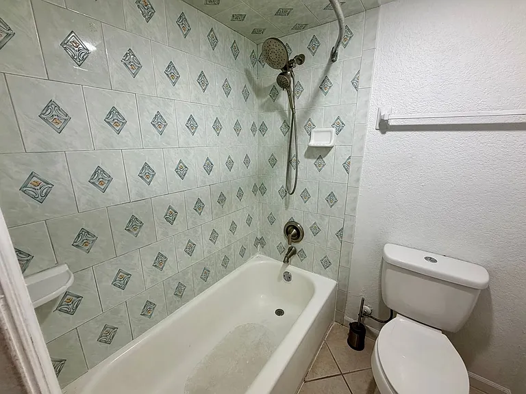 4407 S Semoran Blvd #2 — Photo 15