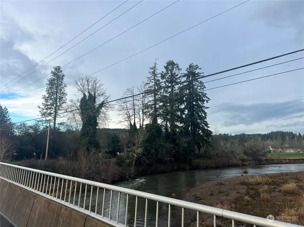 121 S Taylor Road S, Chehalis, WA 98532
