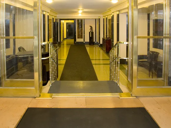 3 East 69th Street image 1 of 4