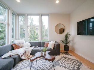 411 Summit Ave E APT C, Seattle, WA 98102