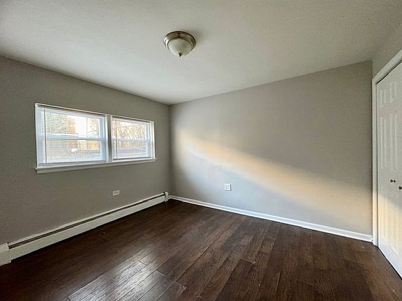 2nd image of 3352 W Hutchinson St #1R