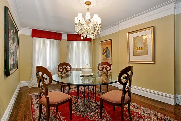 Sold by Corcoran | media 21