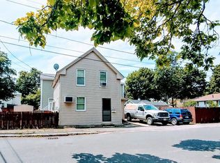 2 Carlton St, Peabody, MA 01960
