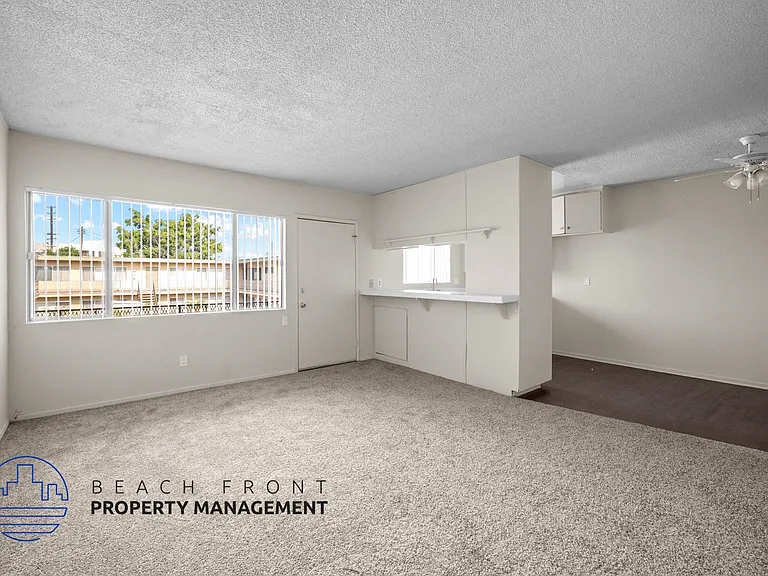 709 N. Inglewood Ave. — Photo 3