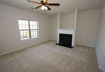 3rd image of 7622 Garnet Dr