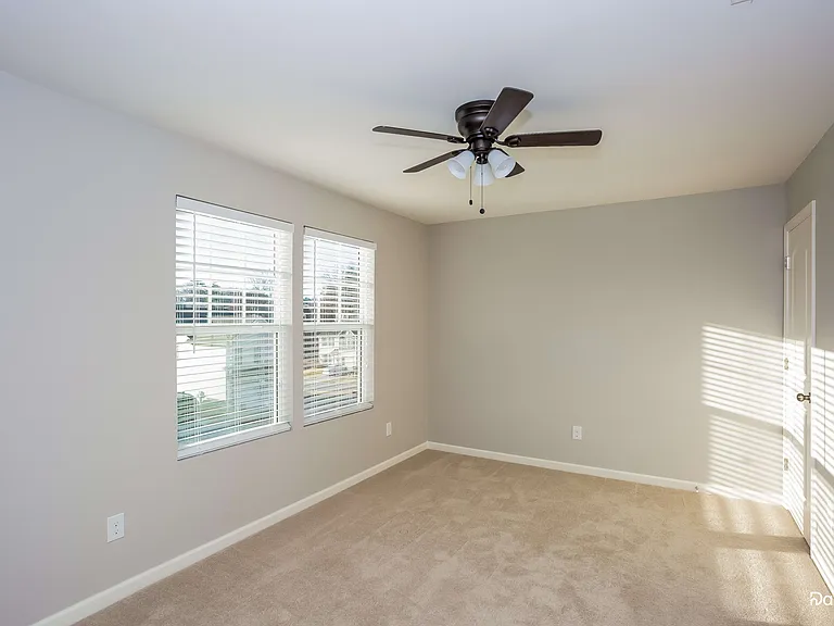 1072 Ramsgate Dr SW — Photo 7