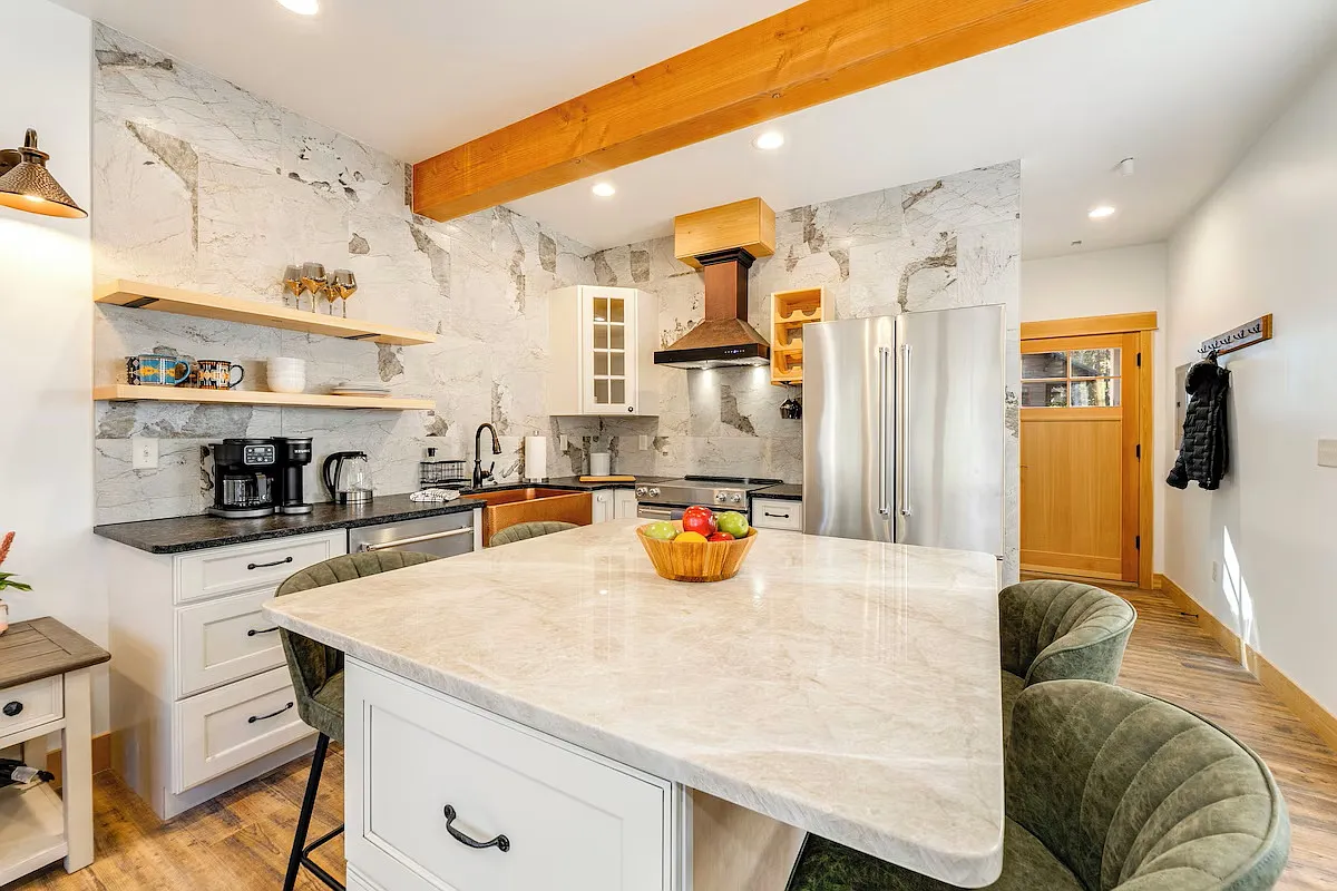 2 bed, $1,500 — Photo 2