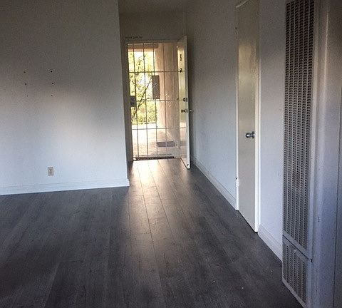 3rd image of 1169 N Curson Ave APT 5