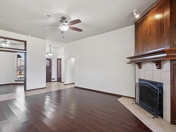 5th image of 4812 Millstone Dr