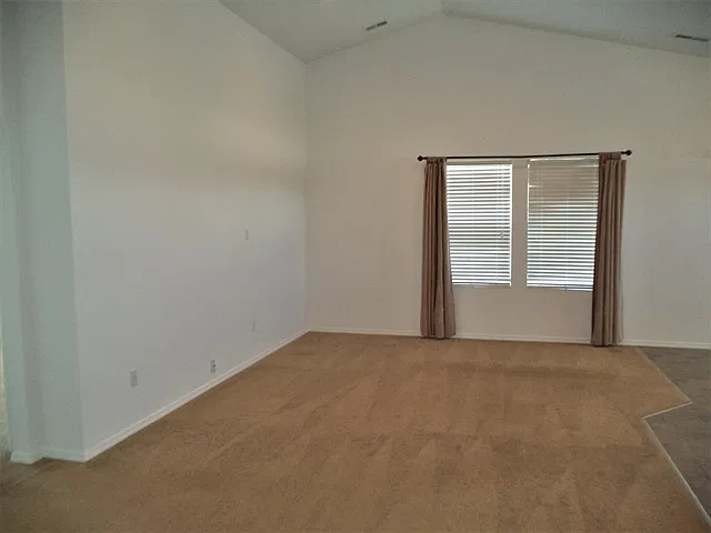 3 bed, 2.0 bath, 1470 sqft, $2,435 — Photo 3