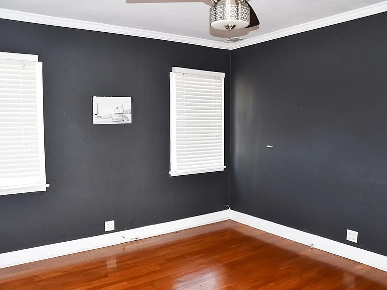 629 W Culver Ave — Photo 11