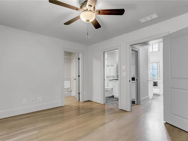 528 Bismark Rd NE — Photo 17