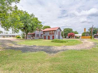 1600 Ford St, Llano, TX 78643