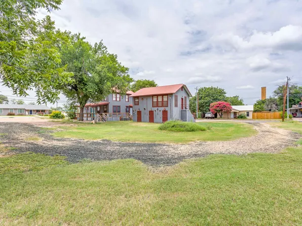 1600 Ford Street, Llano, TX 78643