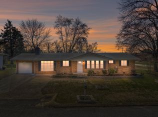8002 Plaxco Dr, Chattanooga, TN 37421