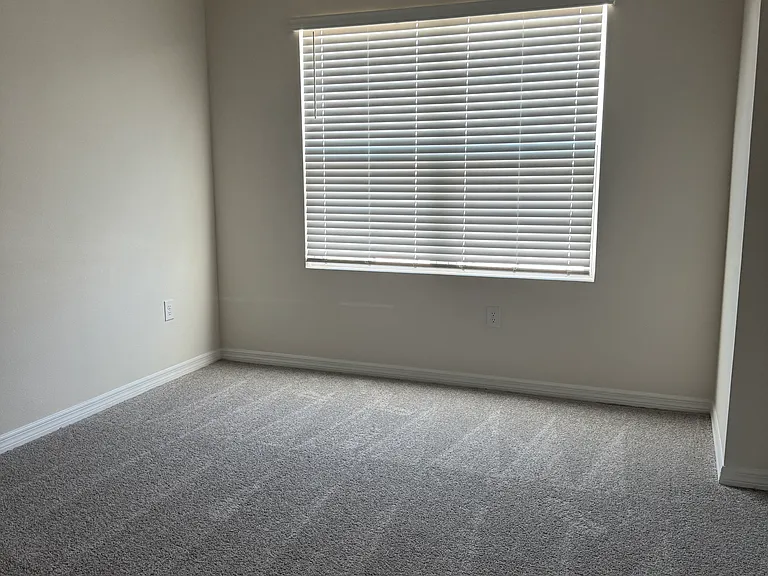 2388 Penguin Blvd — Photo 12