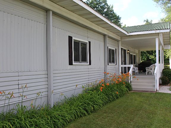 5th image of 12195 Black Creek St