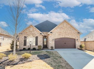 444 Green Island Rd, Bonaire, GA 31005