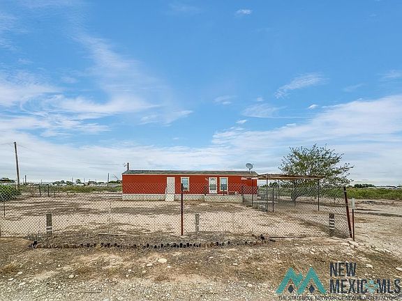2nd image of 2118 Burnett Rd