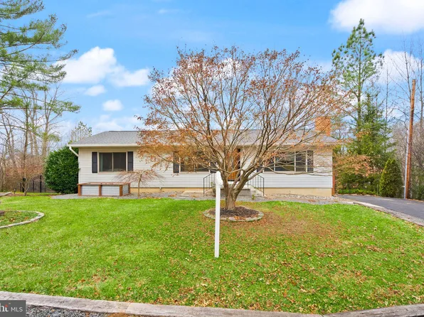 10420 Lake Jackson Dr, Manassas, VA 20111