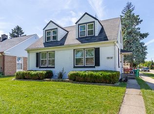 614 Portsmouth Ave, Westchester, IL 60154