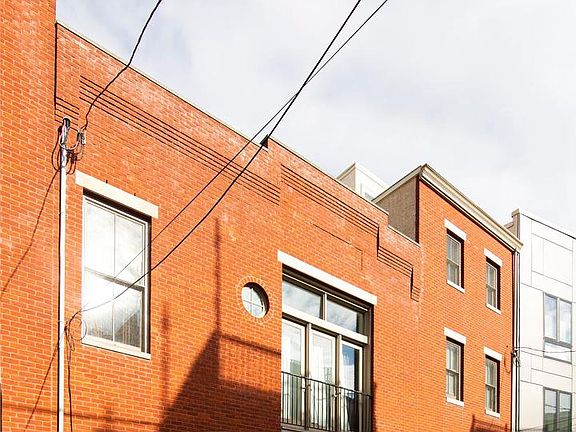 3rd image of 877 N Opal St