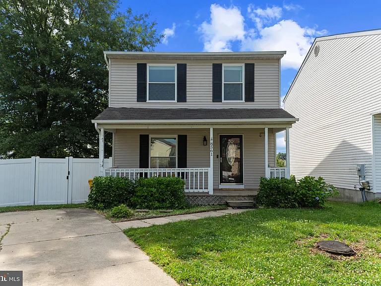 8561 Skipjack Pl — Photo 1