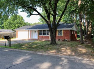 1104 Meadowcrest Dr, Mountain Home, AR 72653