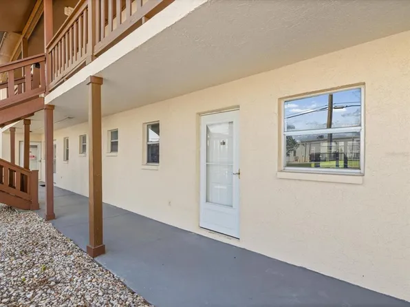 5135 Gemstone Dr APT 103, New Port Richey, FL 34652