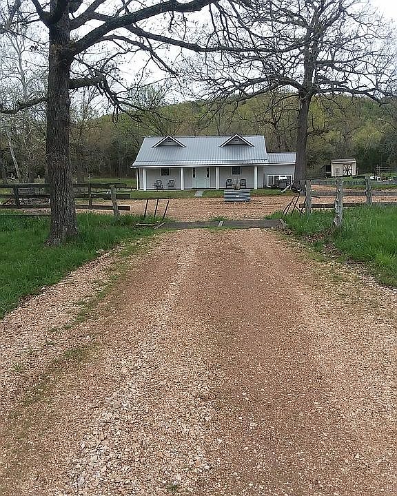 1st image of 643 Honeycomb Ln