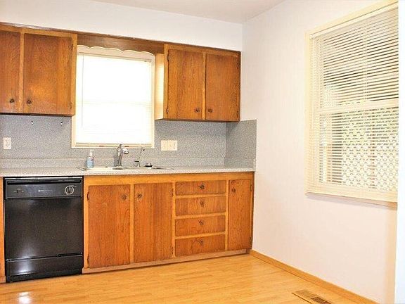 5th image of 1200 Stewart Ave