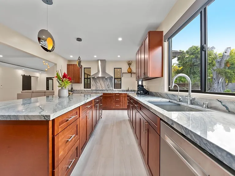 4523 Aukai Ave — Photo 17