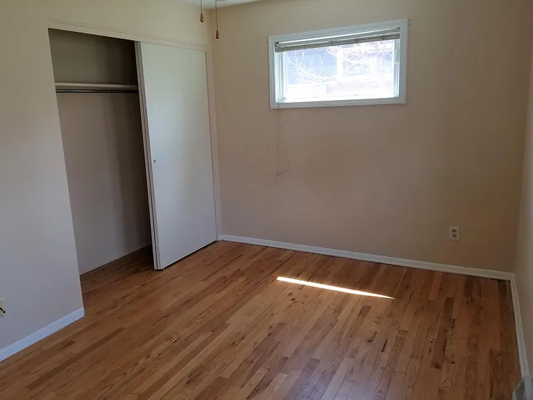1652 S Glencoe St — Photo 10
