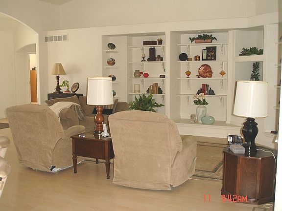 5th image of 14413 Meadow Woods St