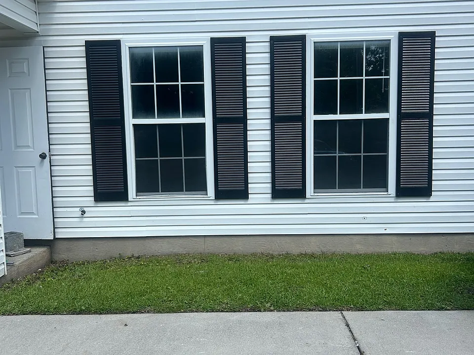 Building Photo 3