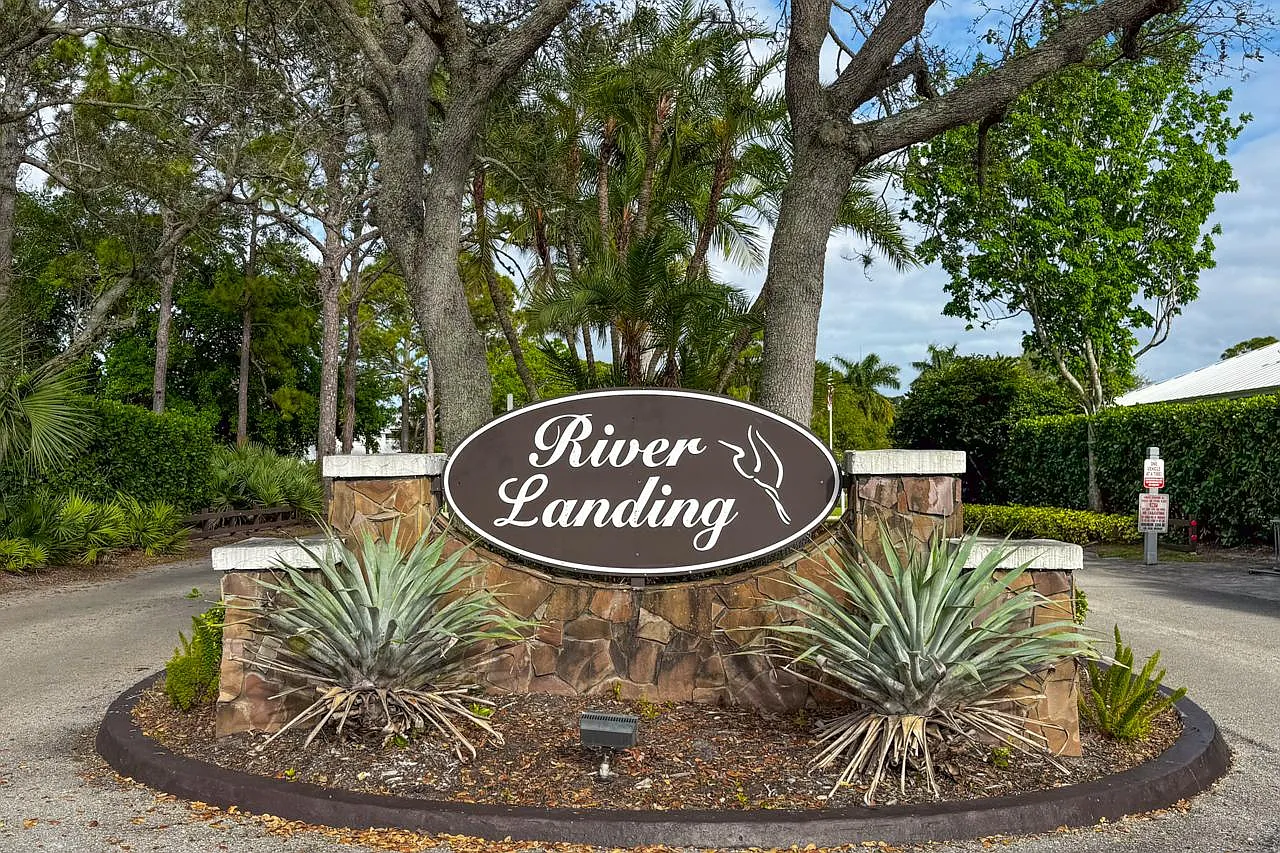 4 bed, 2800 sqft, $5,000 — Photo 1