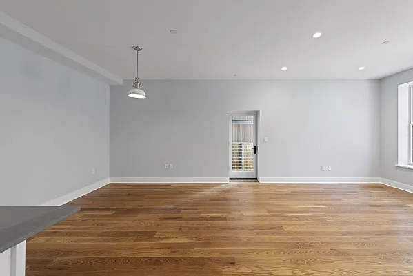 Rented by Compass | media 12